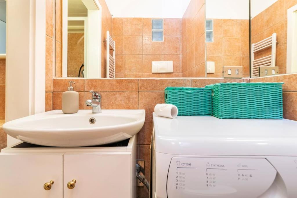 Apartamento Grazioso Milán Exterior foto
